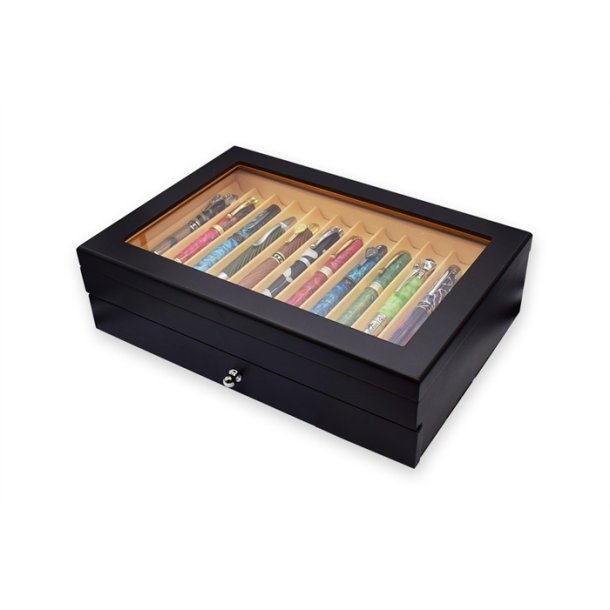 Udstillingsske 23 penne.