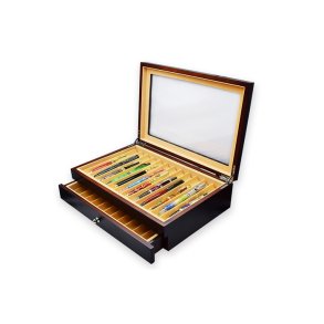 Udstillingsske 23 penne.